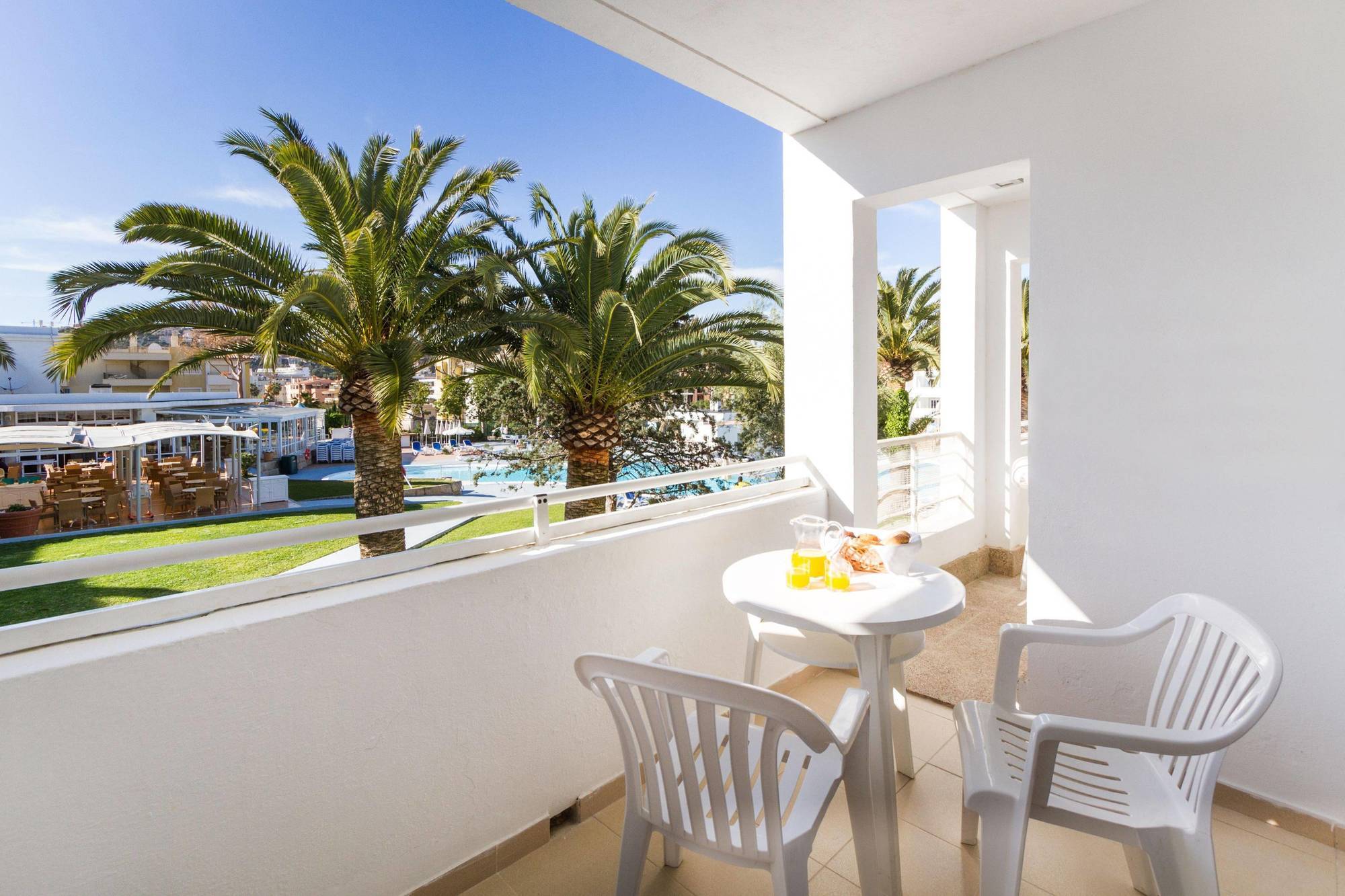 Jutlandia Family Resort Santa Ponsa Exterior foto